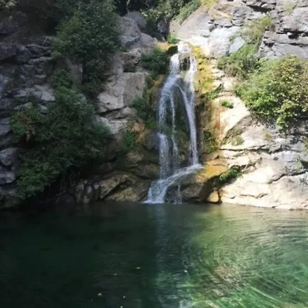 Confort 2-4 Pers 500 M De La Avec Piscine Et Wifi, Clim Santa-Maria-Poggio (Corsica)