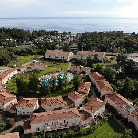 Confort 2-4 Pers 500 M De La Avec Piscine Et Wifi Santa-Maria-Poggio (Corsica)