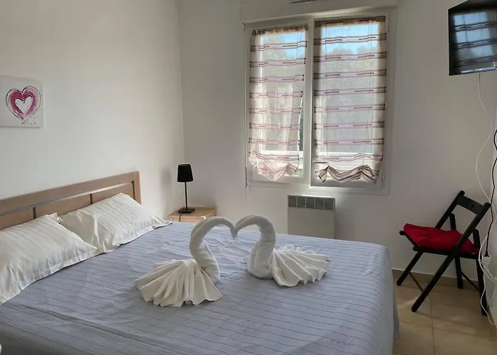 Confort 2-4 Pers 500 M De La Avec Piscine Et Wifi Appartement *